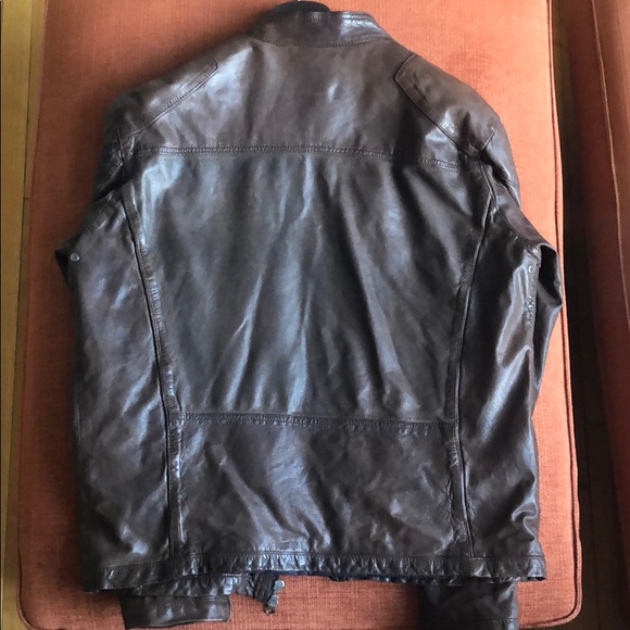 Authentic leather jacket - Massimo Dutti - Picture 2 of 3
